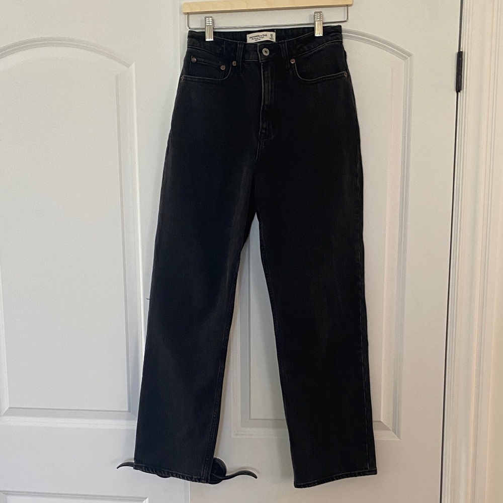 Abercrombie and Fitch the vintage straight high rise jean